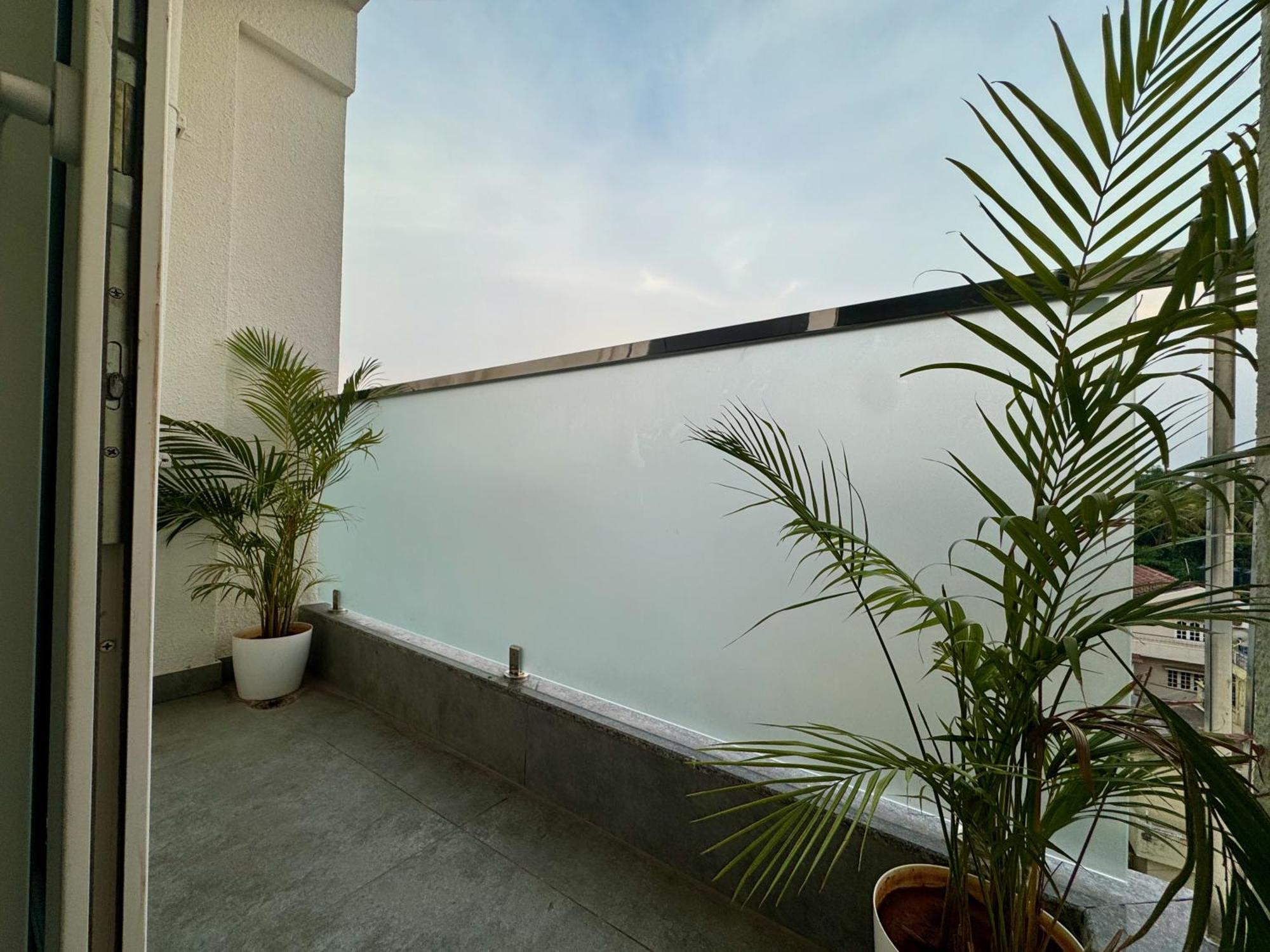 Truelife Whitefield - Premium 1 Bhk Apartments - Prime Location - Easy Access To Main Rd - Metro - Itpl - Fast Wifi - Kitchen - Smart Tv - Power Backup - Park - Garden Views Bengalúr Exteriér fotografie
